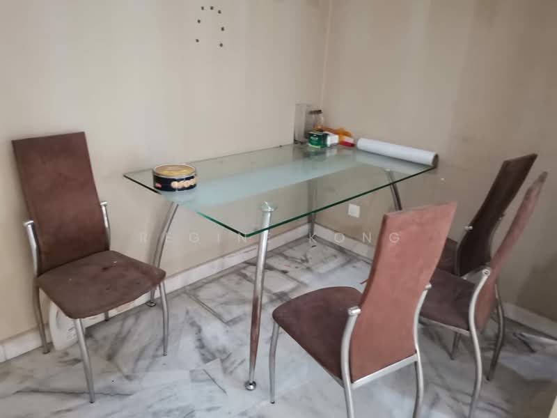 Rumah Flat untuk Dijual di Kinrara Court - Regine Kong - Dining Room - PropertyGuru.com.my