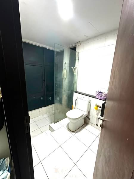 Service Residence for Sale at Trefoil - Terry Yee - Bathroom - PropertyGuru.com.my