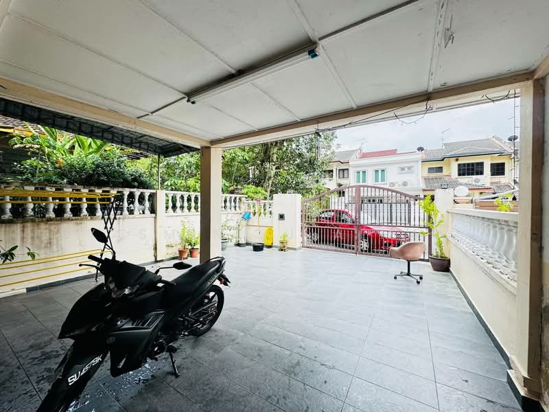 Rumah Teres 2 Tingkat untuk Dijual di Ampang (Selangor) - Yasmin Sulaiman - Exterior - PropertyGuru.com.my