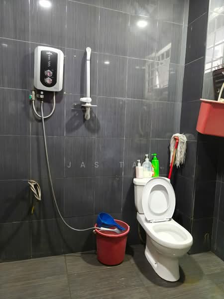 Rumah Teres 2 Tingkat untuk Dijual di Permas Jaya (Johor Bahru) - Jas Tay - Bathroom - PropertyGuru.com.my