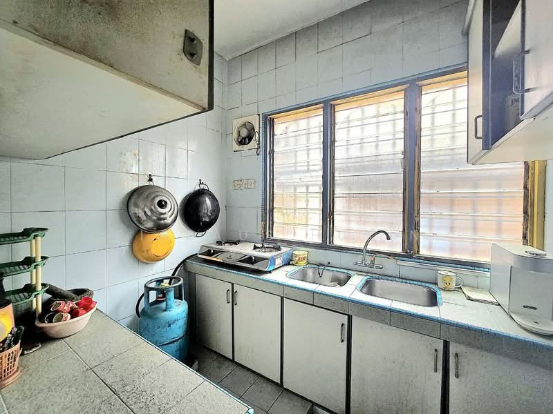 Rumah Teres 2 Tingkat untuk Dijual di Bandar Baru Ampang (Ampang) - Firdaus Husin - Kitchen - PropertyGuru.com.my