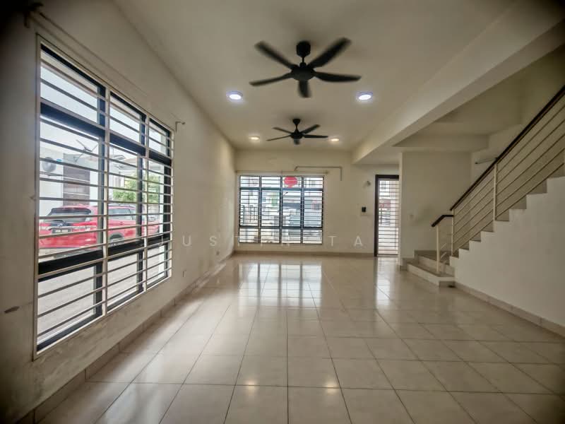 2-storey Terraced House for Rent in M Residence 2 (Rawang) - JUSTIN TAN - Living Room - PropertyGuru.com.my