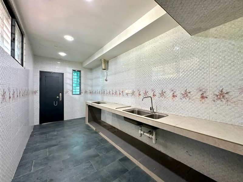 Semi-Detached House for Sale in Bandar Country Homes (Rawang) - Uthaya Kumar - Kitchen - PropertyGuru.com.my