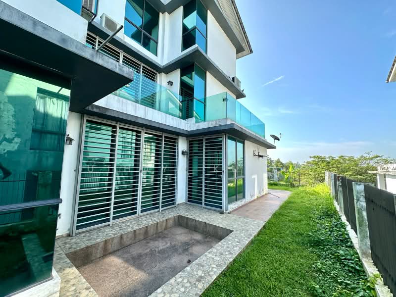 Semi-Detached House for Sale in Bandar Country Homes (Rawang) - Uthaya Kumar - Exterior - PropertyGuru.com.my