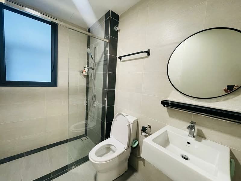 Servis Apartment untuk Disewa di Sunway Serene - Derrick Hee - Bathroom - PropertyGuru.com.my