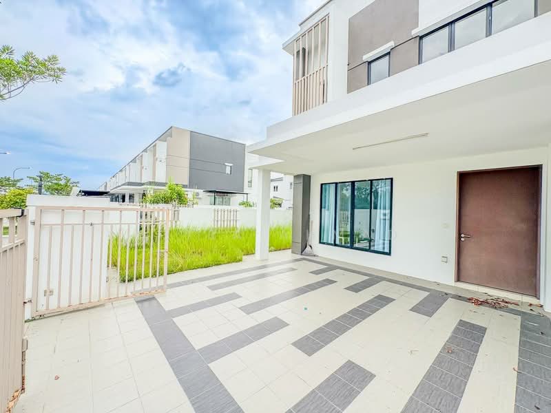 Rumah Teres 2 Tingkat untuk Dijual di Hulu Langat (Selangor) - Azira Ahmad - Exterior - PropertyGuru.com.my