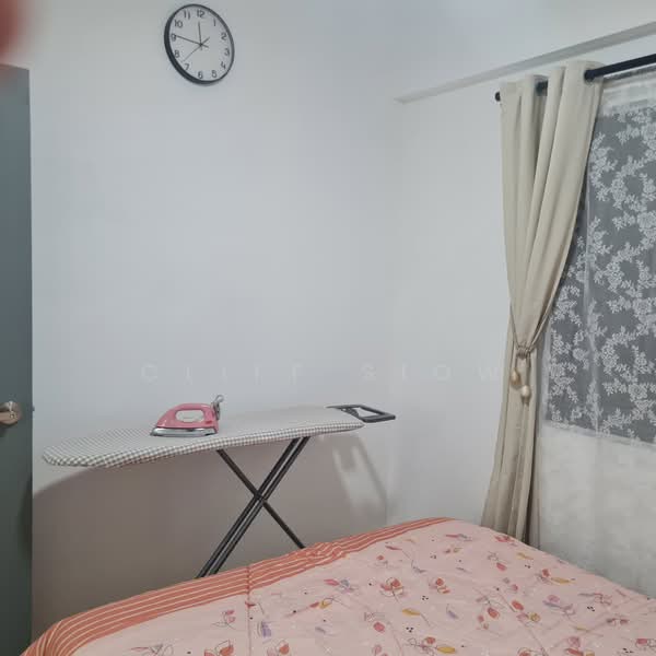 Servis Apartment untuk Disewa di M Arisa - Cliff Siow - Bedroom - PropertyGuru.com.my