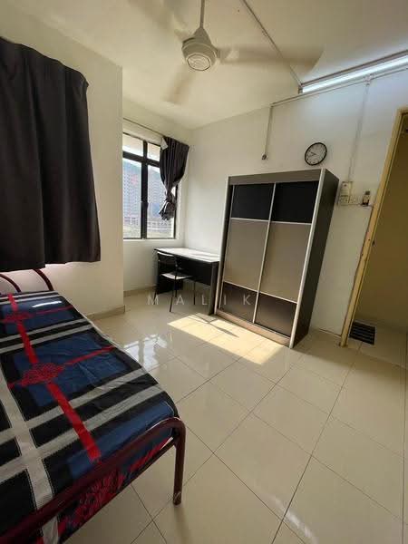 Condominium for Rent at Cyberia Smart Homes - Malik Sarwar - Bedroom - PropertyGuru.com.my