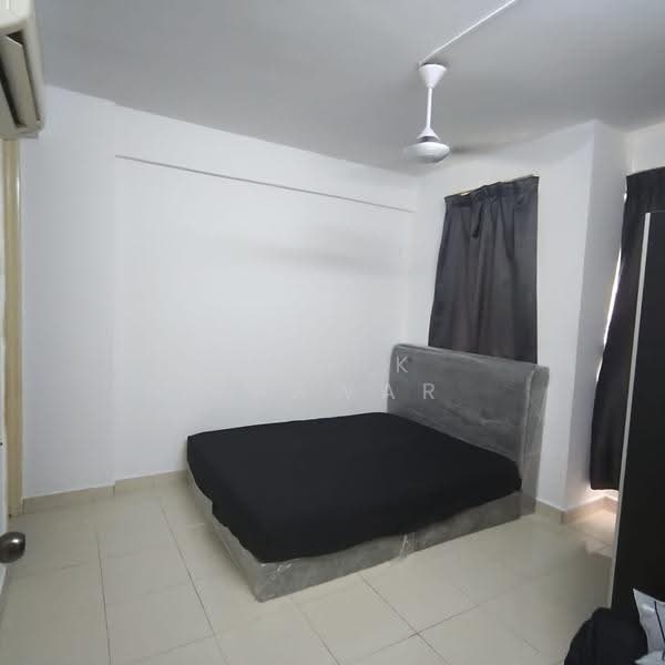 Kondominium untuk Disewa di Cyberia Smart Homes - Malik Sarwar - Bedroom - PropertyGuru.com.my