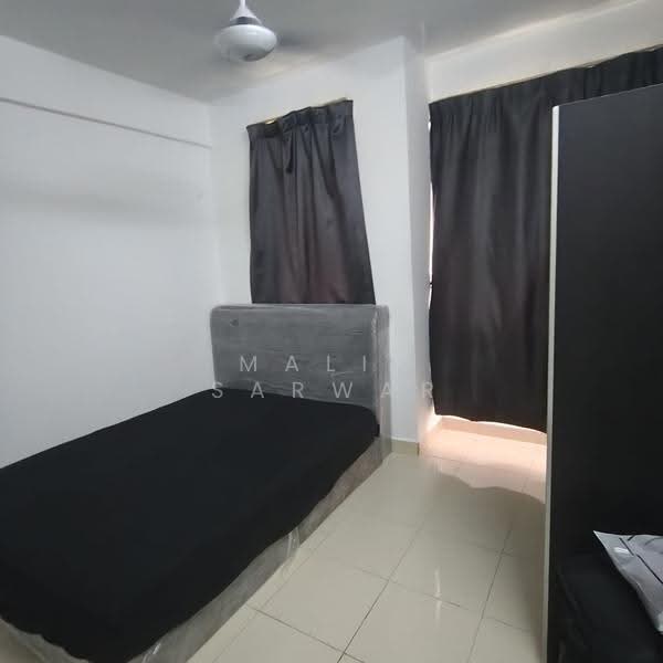 Kondominium untuk Disewa di Cyberia Smart Homes - Malik Sarwar - Bedroom - PropertyGuru.com.my