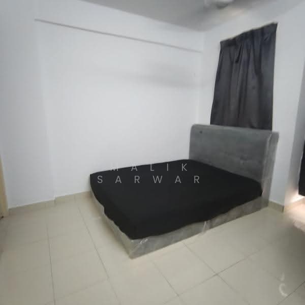 Kondominium untuk Disewa di Cyberia Smart Homes - Malik Sarwar - Bedroom - PropertyGuru.com.my