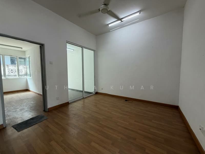 Rumah Teres 3 Tingkat untuk Dijual di Rawang (Selangor) - Uthaya Kumar - Interior - PropertyGuru.com.my