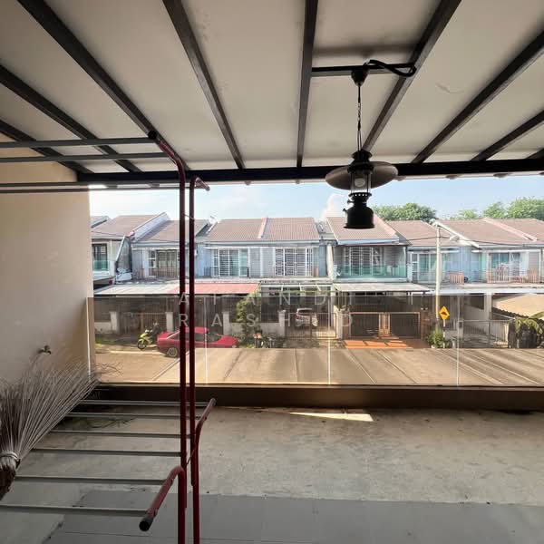 Terraced House for Sale in Senai (Kulai) - Afandi Rashid - PropertyGuru.com.my