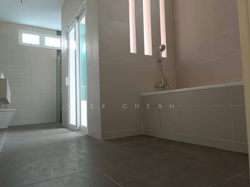 Bungalow for Sale in Sungai Ara (Penang) - Alex Cheah - Bathroom - PropertyGuru.com.my