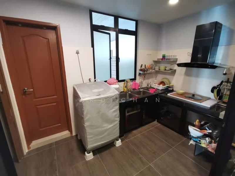 Condominium for Rent at Atmosfera Kondominium - Kuro Chan - Kitchen - PropertyGuru.com.my