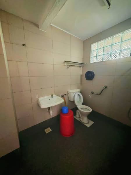 2-storey Terraced House for Sale in Taman Sri Bintang (Kepong) - Suki Tan - Bathroom - PropertyGuru.com.my