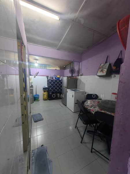 2-storey Terraced House for Sale in Taman Megah Ria (Masai) - Ee Fong Toh - Kitchen - PropertyGuru.com.my
