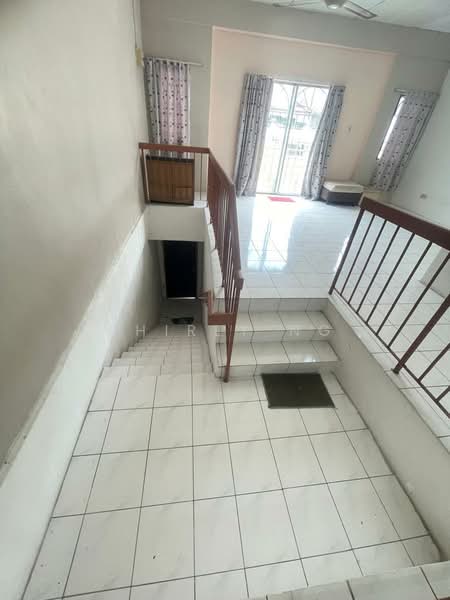 Townhouse for Sale in Kampung Melayu Batu 16 (Rawang) - Shirly Ng - Interior - PropertyGuru.com.my