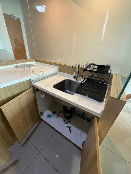 Service Residence for Sale at The Leafz @ Dedaun - Emily Tai - Kitchen - PropertyGuru.com.my