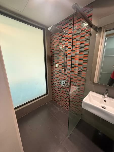 Service Residence for Sale at The Leafz @ Dedaun - Emily Tai - Bathroom - PropertyGuru.com.my