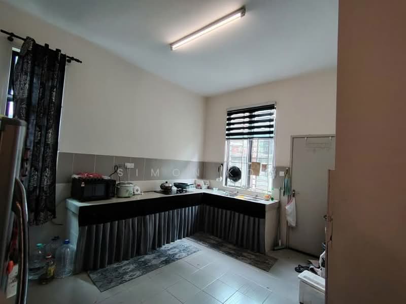 Semi-Detached House for Sale in Taman Desa Idaman (Durian Tunggal) - Simon Kow - Kitchen - PropertyGuru.com.my