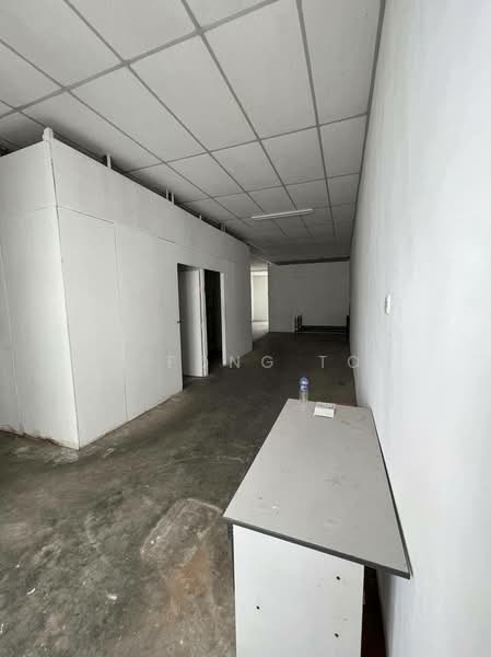 Shop / Office for Sale in Taman Sierra Perdana (Masai) - Ee Fong Toh - Interior - PropertyGuru.com.my