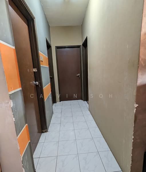 Apartment for Sale at Kinrara Ria - calvin soh - Corridor - PropertyGuru.com.my