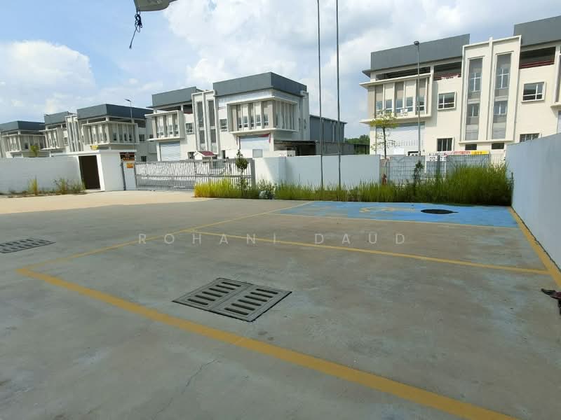 Kilang untuk Disewa di Saujana Rawang (Rawang) - Rohani Daud - Exterior - PropertyGuru.com.my