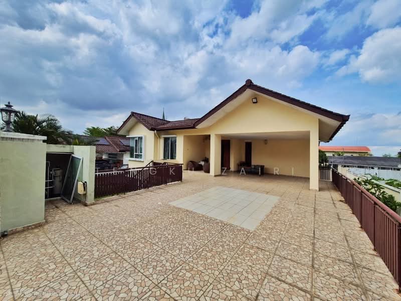 Vila Berkembar untuk Dijual di Shah Alam (Selangor) - Tengku Zairi - PropertyGuru.com.my