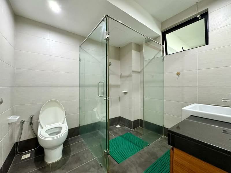 Condominium for Rent at Moonlight Bay - Alex Lim - Bathroom - PropertyGuru.com.my