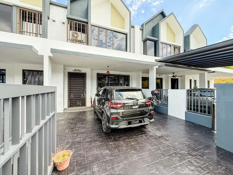Rumah Teres 2 Tingkat untuk Dijual di Dengkil (Selangor) - Akramin Firdaus Bin Mokhtar - PropertyGuru.com.my