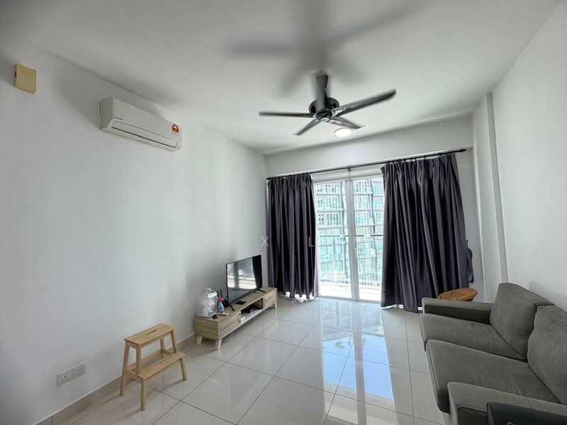 Kondominium untuk Disewa di Tropicana Bay Residences - Alex Lim - Living Room - PropertyGuru.com.my
