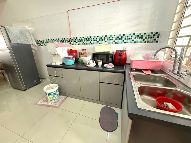 2-storey Terraced House for Rent in Bandar Tasik Puteri (Rawang) - Kwong Xiao Wei - Kitchen - PropertyGuru.com.my