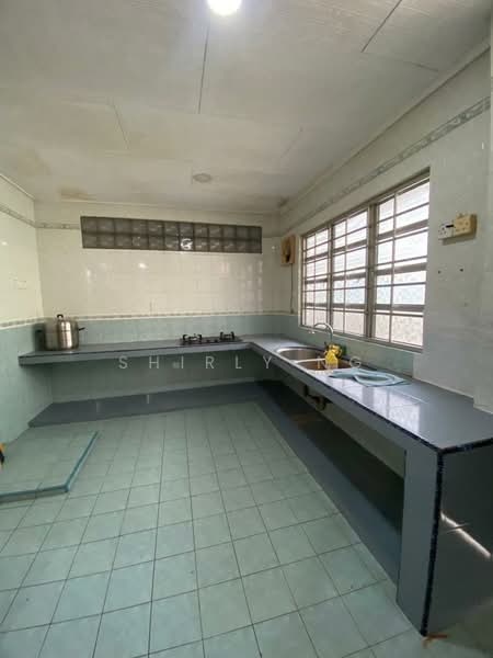 2-storey Terraced House for Sale in Taman Bukit Rawang Jaya (Rawang) - Shirly Ng - Kitchen - PropertyGuru.com.my