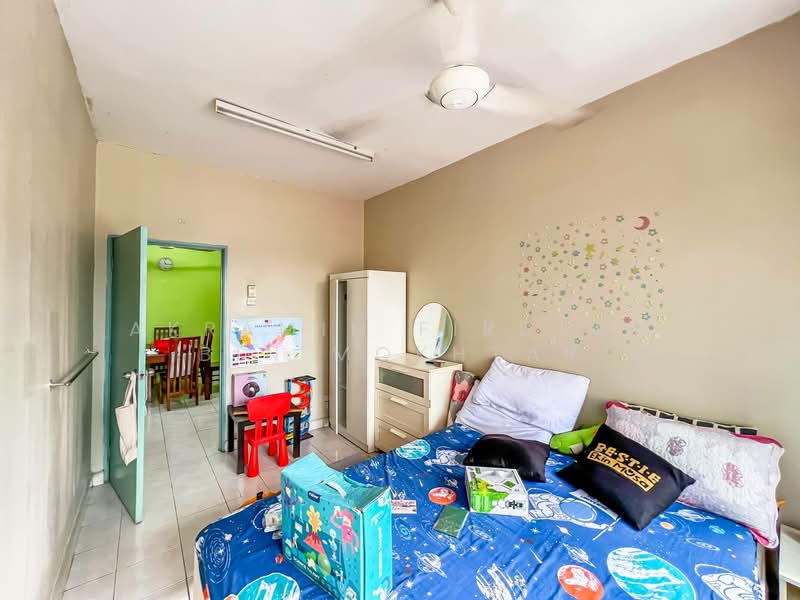 Pangsapuri untuk Dijual di Taman LTAT - Akramin Firdaus Bin Mokhtar - PropertyGuru.com.my