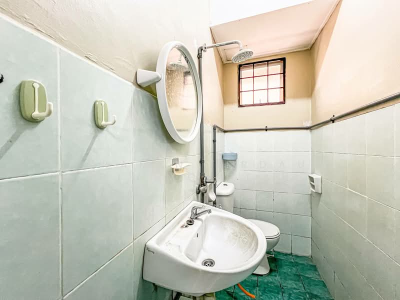 Pangsapuri untuk Dijual di Taman LTAT - Akramin Firdaus Bin Mokhtar - PropertyGuru.com.my