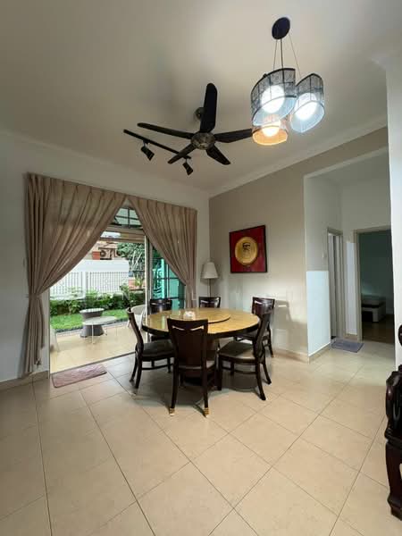 Rumah Berkembar untuk Dijual di Taman Pelangi Indah (Ulu Tiram) - Daniel Yong - Dining Room - PropertyGuru.com.my