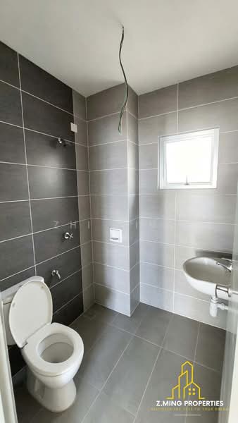 Condominium for Sale at Zeta Deskye (Alam Saujana) - Zhi Ming - Bathroom - PropertyGuru.com.my