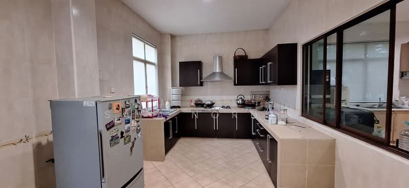 Bungalow for Sale in Kelana Jaya (Petaling Jaya) - Sa'a Nordin - Kitchen - PropertyGuru.com.my