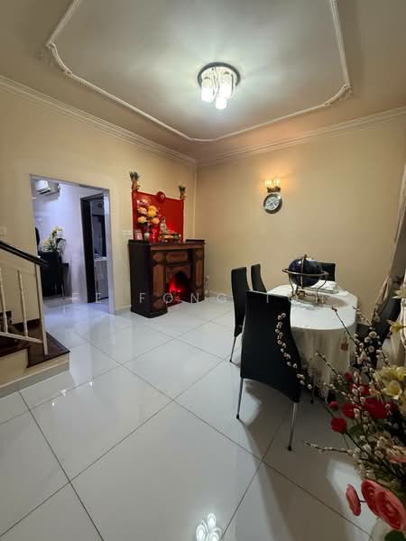 Rumah Teres 2 Tingkat untuk Dijual di Taman Johor Jaya (Johor Bahru) - Ee Fong Toh - Dining Room - PropertyGuru.com.my