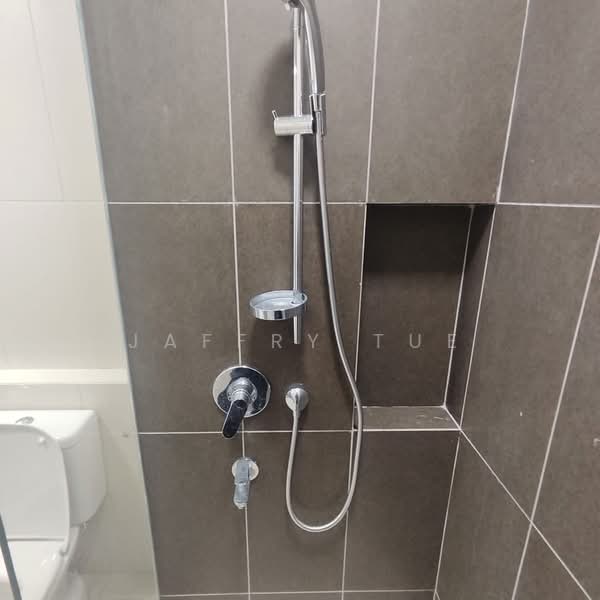 Kondominium untuk Disewa di One Cochrane Residence - Jaffry Tue - Bathroom - PropertyGuru.com.my