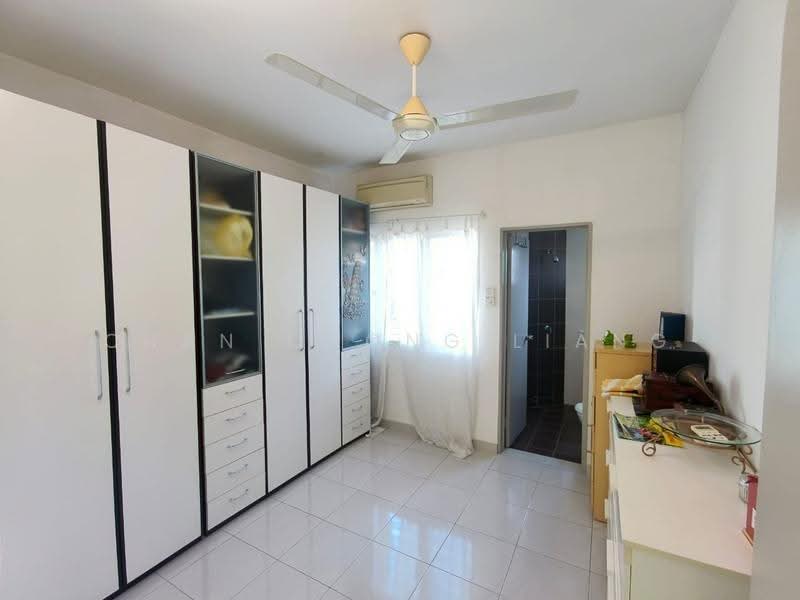 Rumah Teres 2-Tingkat untuk Dijual di Taman Putra Prima (Puchong) - Chan Chong Liang - Bedroom - PropertyGuru.com.my
