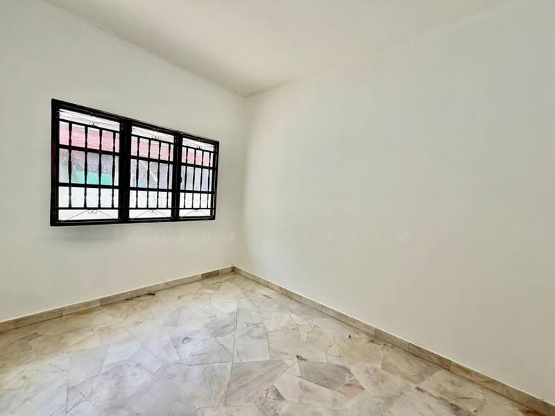 2-storey Terraced House for Sale in Taman Desaria (Petaling Jaya) - Adibah Salim - Interior - PropertyGuru.com.my