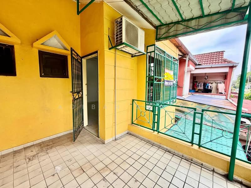 2-storey Terraced House for Sale in Taman Desaria (Petaling Jaya) - Adibah Salim - Exterior - PropertyGuru.com.my