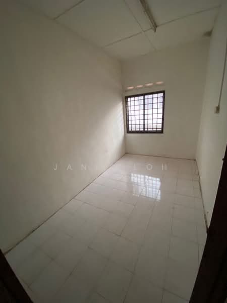 Rumah Teres 1 Tingkat untuk Dijual di Taman Universiti (Skudai) - Janet Loh - PropertyGuru.com.my