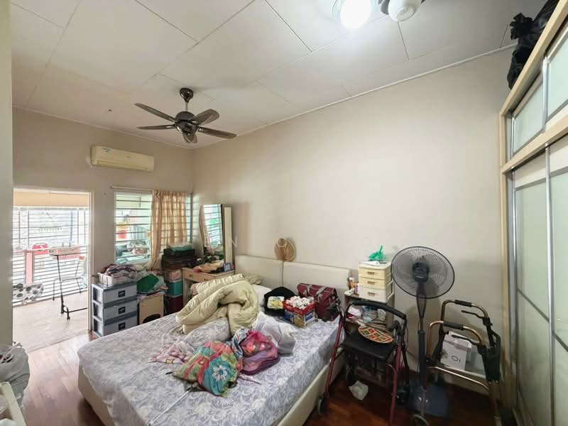 Rumah Teres 2 Tingkat untuk Dijual di Ayer Itam (Penang) - Jen Choo - Bedroom - PropertyGuru.com.my