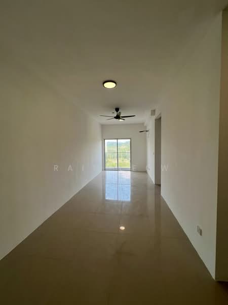 Servis Apartment untuk Disewa di Prestige Residence - Rain Leow - Corridor - PropertyGuru.com.my