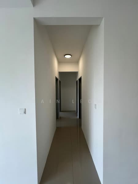 Servis Apartment untuk Disewa di Prestige Residence - Rain Leow - Corridor - PropertyGuru.com.my