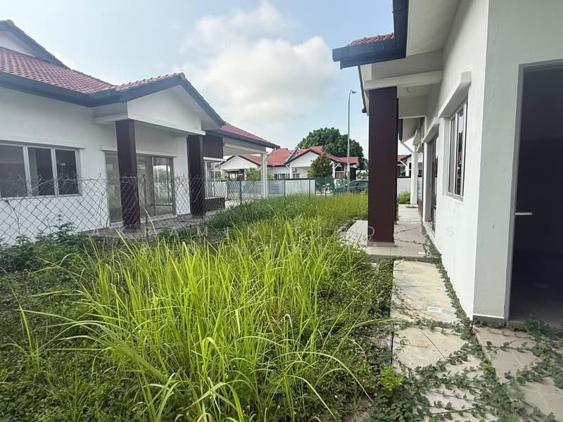 Semi-Detached House for Sale in Seksyen 29 (Shah Alam) - Akramin Firdaus Bin Mokhtar - PropertyGuru.com.my