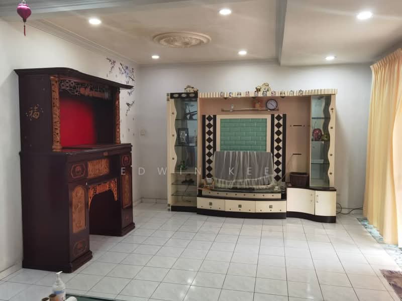 Rumah Teres 2 Tingkat untuk Dijual di Seremban Jaya (Negeri Sembilan) - EDWIN KEE - Living Room - PropertyGuru.com.my